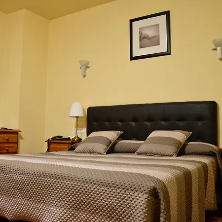 فندق Alameda زاروتز