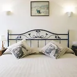 Alameda 2*